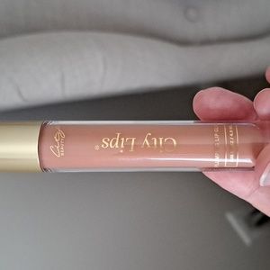 City beauty lip gloss